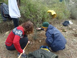 Canyelles converteix el Dia de l'Arbre en una jornada reivindicativa del distintiu Biosphere. Ajuntament de Canyelles