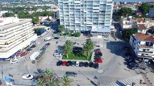 Comencen les obres de reurbanització de la plaça dels Germans Trillas de Coma-ruga. Ajuntament del Vendrell