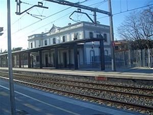 Comencen les obres per tancar perimetralment les vies de tren a Cubelles. Ajuntament de Cubelles