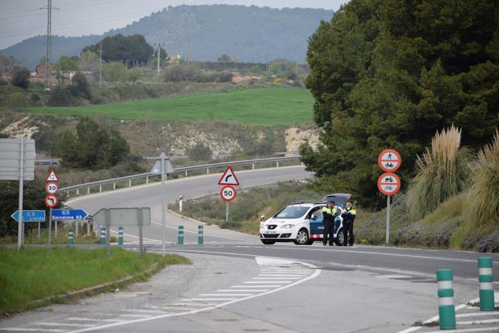 Controls a l'accés a Igualada tallats pels Mossos d'Esquadra, el 13 de març del 2020. Cedida per Eva Blechová