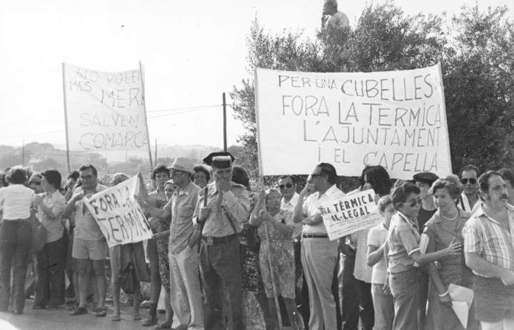 Cubelles rep una donació anònima de fotografies i documentació inèdita de la Tèrmica. EIX