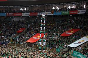 El 2 de 8 sense folre carregat en la segona ronda del Concurs de castells de Tarragona pels Castellers de Vilafranca, el 7 d'octubre de 2018. ACN