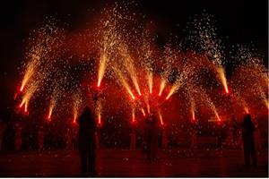 El 2n Concurs Nacional d’Enceses, celebrat a Riudoms, va reunir prop de 500 diables 1500 espectadors. EIX