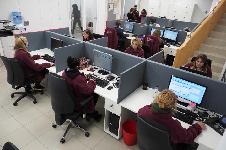 El centre d'atenció del servei de teleassistència del Dipsalut. Foto publicada el 17 de març del 2020. Dipsalut