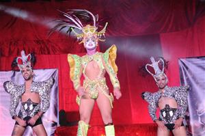 Elektra es proclama guanyadora de la primera Gala Drag Queen de Sitges en un espectacle en què han participat més de 400 persones