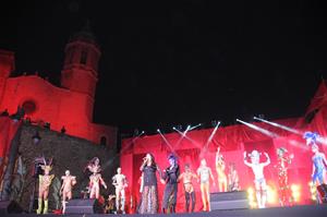 Elektra es proclama guanyadora de la primera Gala Drag Queen de Sitges en un espectacle en què han participat més de 400 persones