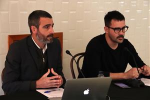 Els directors del festival Vida, Xavier Carbonell (esquerra) i Dani Poveda, durant la presentació del cartell 2020. ACN