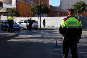 Els Mossos d'Esquadra i la Policia Local del Vendrell fan controls per vetllar pel compliment del confinament perimetral
