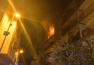 Els Mossos investiguen si l'incendi en un pis del Vendrell ha estat intencionat. Policia local del Vendrel