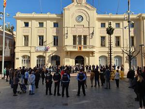 Emotiu de silenci a Sant Sadurní en memòria del regidor Rafa Berlanga. Ajt Sant Sadurní d'Anoia