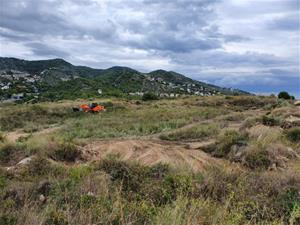 Es reprenen les obres del camp esportiu de Pins Vens, a Sitges. Ajuntament de Sitges