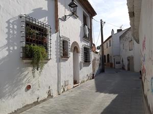 Finalitzen les obres de millora dels carrers del nucli antic de Ribes