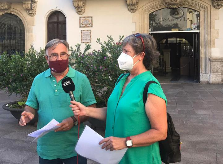 Imatge de la roda de premsa dels regidors de Vilafranca en Comú. Eix