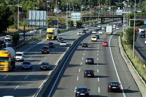 Imatge de l'autopista AP-7 a l'alçada de la Universitat Autònoma el 17 de juliol de 2020. ACN