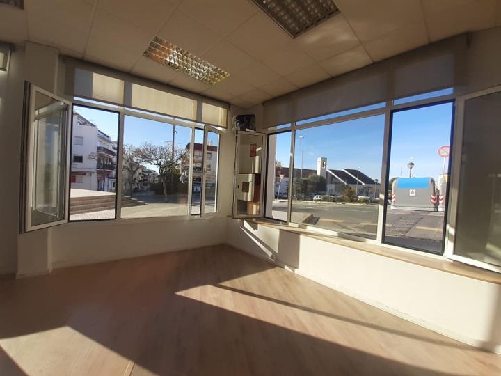 La Biblioteca Josep Roig i Raventós de Sitges finalitza les obres de millora. Ajuntament de Sitges