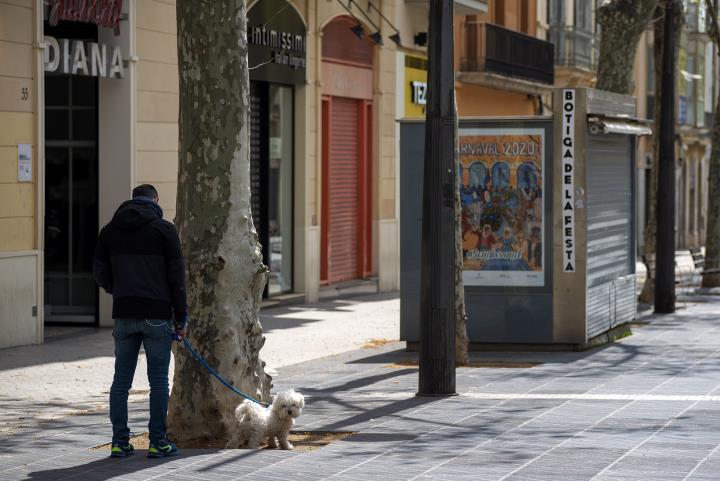 La crisi del coronavirus ja ha deixat a l'atur temporal més de 547.000 catalans de més de 77.000 empreses. EIX