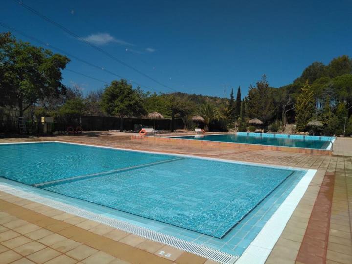 La piscina municipal de la Bisbal del Penedès tampoc obrirà aquest estiu. Ajuntament de la Bisbal