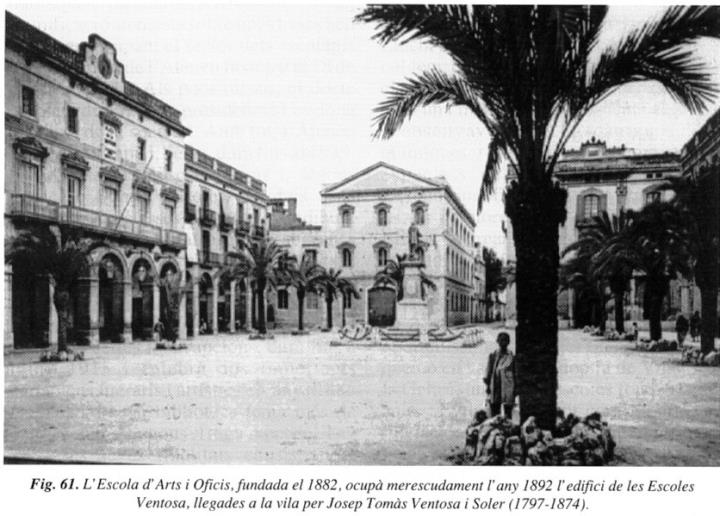 La Plaça de la Vila . Eix