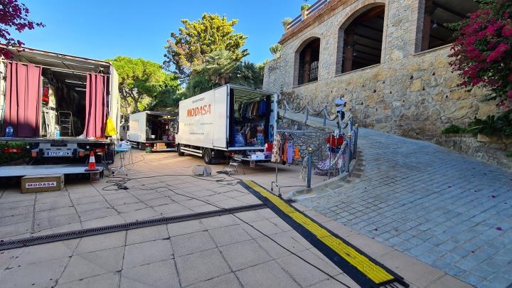 La platja de Garraf de Sitges i el Celler Gaudí Garraf han acollit el rodatge del llargmetratge de Las Leyes de la Frontera. Node Film Clúster