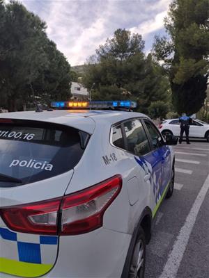 La Policia Local de Sitges denuncia 31 persones en una hora per incomplir l'estat d'alarma. Ajuntament de Sitges