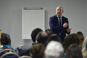 La primera Fira d’Ocupació i l’Emprenedoria reuneix 1.170 persones aturades i 35 empreses 