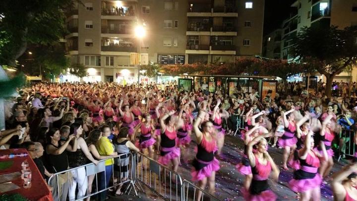 La Rua Summer de les Roquetes s'ajorna fins l'any vinent. Ajt Sant Pere de Ribes