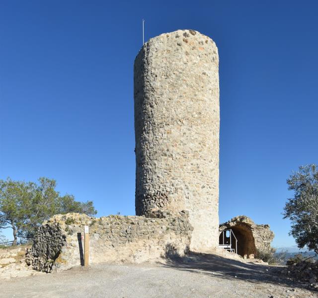 La segona fase de les obres de restauració del Castellot de Castellví de la Marca començaran al juny. Ajt Castellví de la Marca