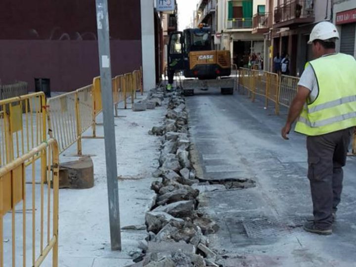 L'Ajuntament de Vilanova suspèn l'execució d'obres privades. Ajuntament de Vilanova