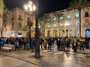 Manifestació de suport a Pilar Contreras, detinguda a l'operació Volhov, a Vilanova. EIX