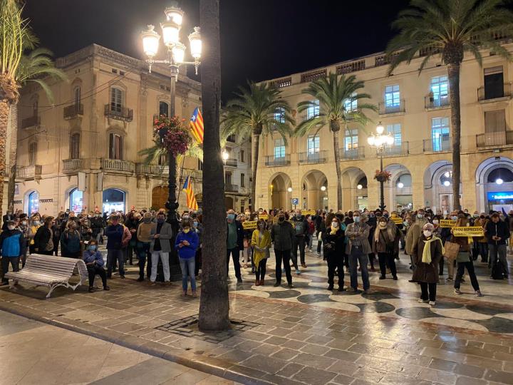 Manifestació de suport a Pilar Contreras, detinguda a l'operació Volhov, a Vilanova. EIX