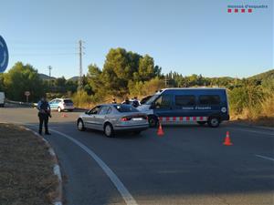 Mossos i Policies Locals intensifiquen els controls per prevenir robatoris en domicilis del Baix Llobregat i del Garraf. Mossos d'Esquadra