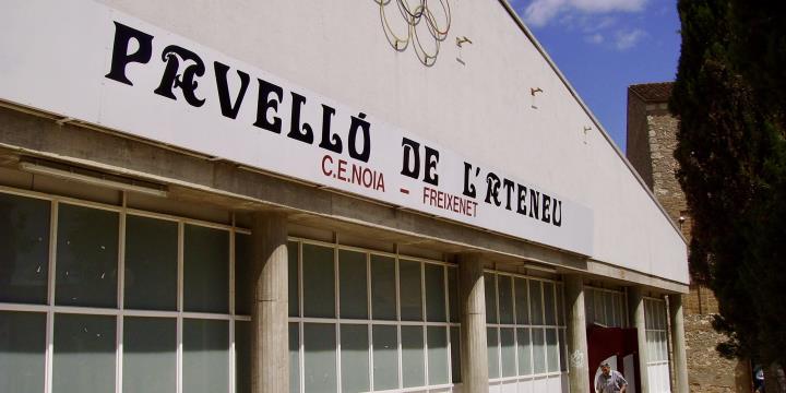 Obres de remodelació al pavelló de l'Ateneu de Sant Sadurní. Ajt Sant Sadurní d'Anoia