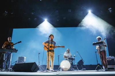 Pla general de l'actuació de Ferran Palau. Xavi Torrent / MMVV