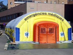 Pla general de l'hospital de campanya que s'ha instal·lat al costat de l'Arnau de Vilanova per atendre casos de covid-19. ACN