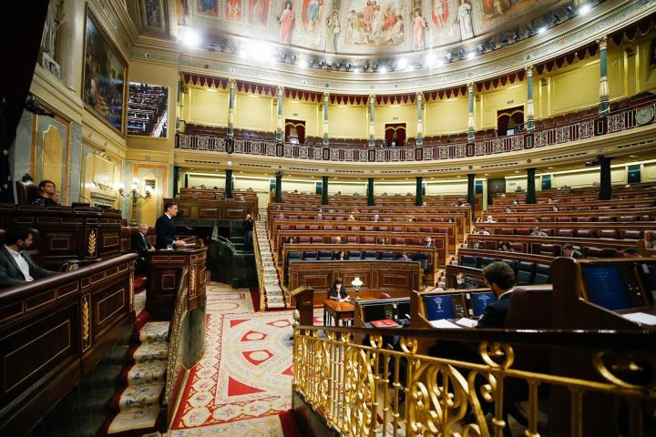 Pla general del president del govern espanyol, Pedro Sánchez, durant el debat de la sisena pròrroga de l'estat d'alarma. Congrés dels Diputats