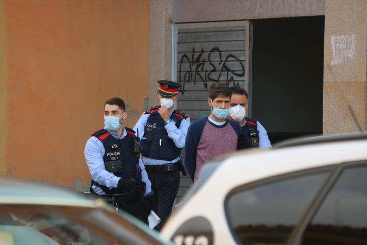 Pla general d'un dels detinguts en l'operació contra el tràfic de marihuana a Barcelona. ACN