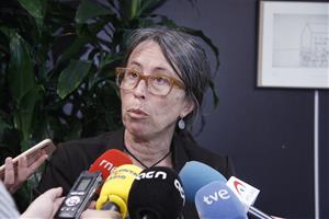 Pla mitjà de la Directora General d'Infància de la Generalitat, Ester Cabanes, a l'atenció als mitjans sobre la situació actual dels MENA. ACN