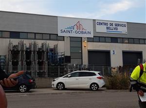 Pre-acord entre els sindicats i Saint-Gobain per desbloquejar el polígon de Bellvei. CGT