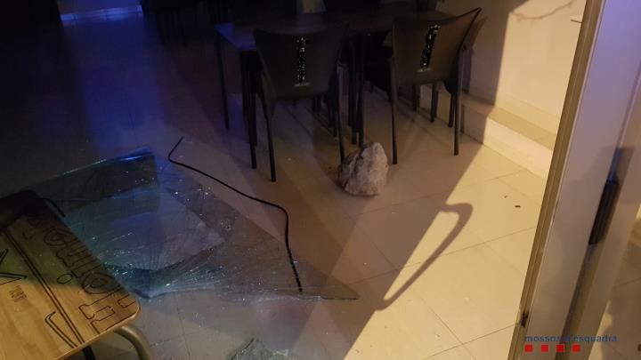 Presó per a un jove multireincident detingut per un robatori en un restaurant de Vilanova i la Geltrú. Mossos d'Esquadra