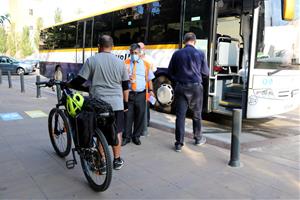 Primer dia de tall a la R4 de Rodalies entre Martorell i Sant Sadurní d'Anoia: 