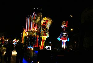 Primer premi carrosses locals: Carnival Circus, de Segur de Calafell. Ajuntament de Calafell