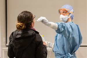 Primera jornada sense víctimes mortals pel coronavirus als hospital del Garraf i Alt Penedès. ACN