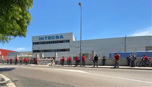 Protesta dels treballadors d'Hitecsa, a Vilanova, per l'acomiadament d'un company de baixa per la covid-19