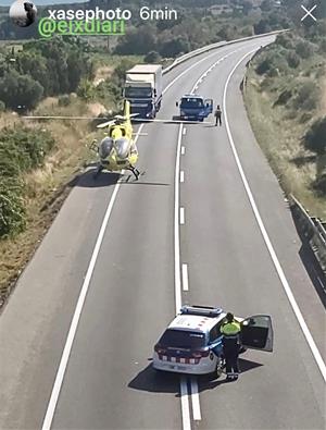Quatre persones ferides, una d'elles de gravetat, en un accident a la C-31 a Vilanova