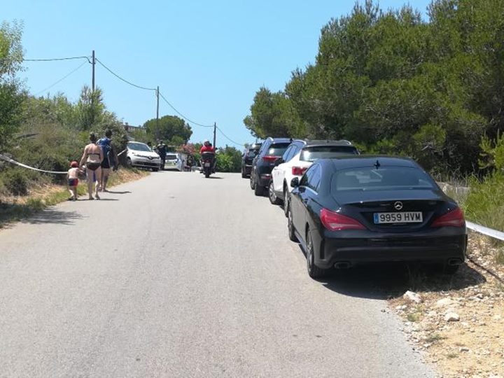 Reordenen els accessos i l'aparcament a la platja de Sant Gervasi de Vilanova. Ajuntament de Vilanova