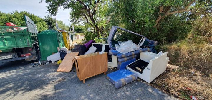 Sant Pere de Ribes posa en marxa una campanya contra els abocaments incontrolats. Ajt Sant Pere de Ribes