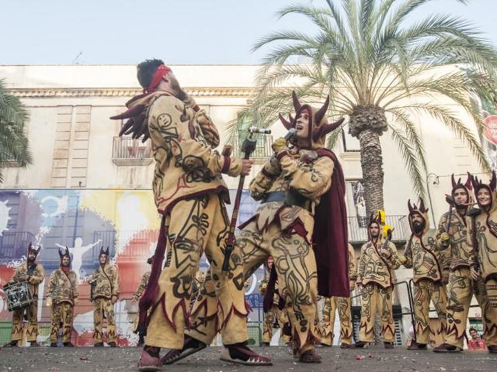 Se suspenen els Versots dels Diables de la Festa Major de Vilanova després que un dels membres ha donat positiu de Covid-19. Ajuntament de Vilanova