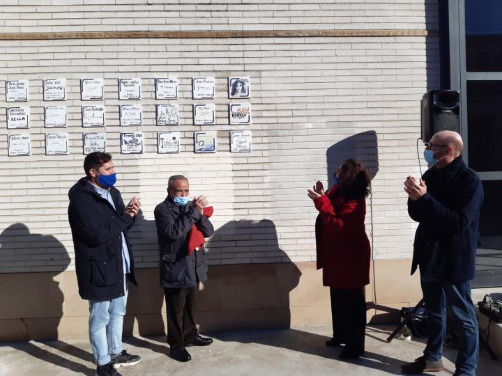 Sitges ret homenatge al pessebrista Josep Aleacar amb la descoberta d’una placa a la Plaça dels Artistes. Ajuntament de Sitges