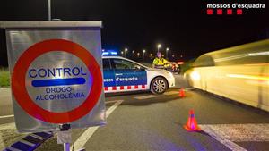 Un conductor borratxo fuig al Baix Penedès per evitar el segon test d'alcoholèmia i agredeix un mosso. Mossos d'Esquadra