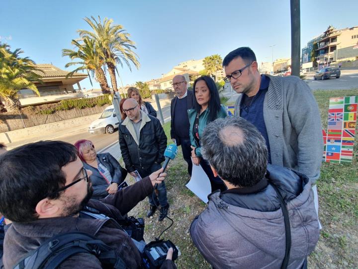 Una veïna de Cunit impulsa una manifestació contra la inseguretat viària a la C-31. Ajuntament de Cunit